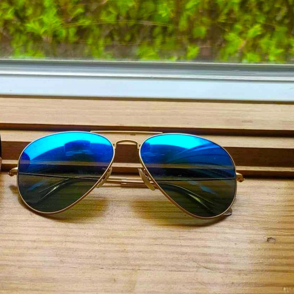 Ray Ban Polarized Aviator Sunglasses- Blue Lenses